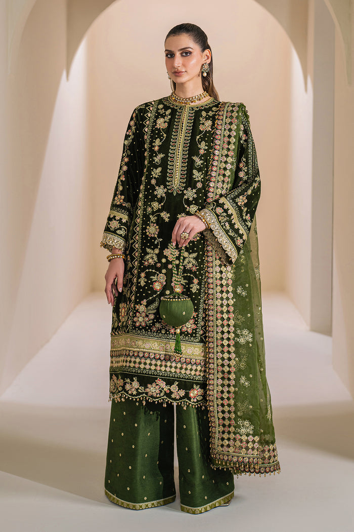 Chantelle – D756 (Emerald Majesty)