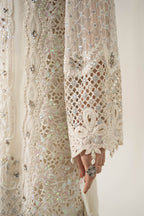 Noora – Ivory Charm Formal Set