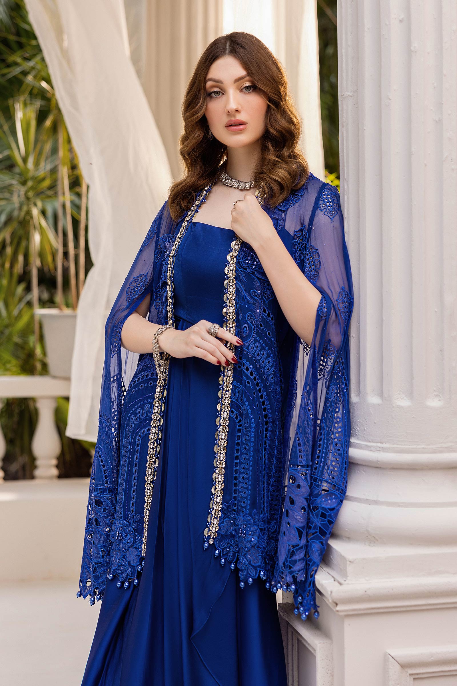 Maria.B – D3 (Royal Azure)