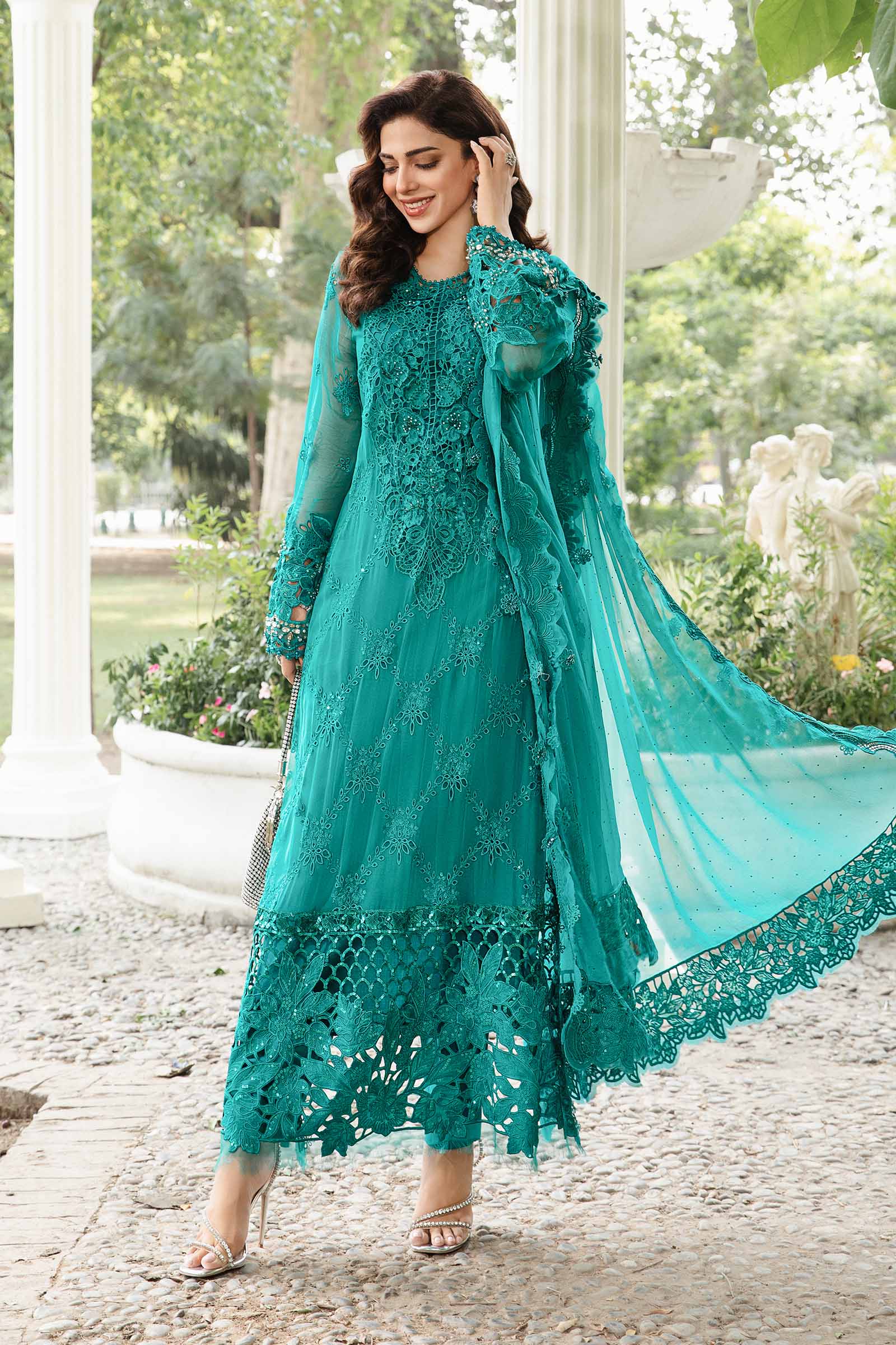 Maria.B – D5 (Teal Mirage)