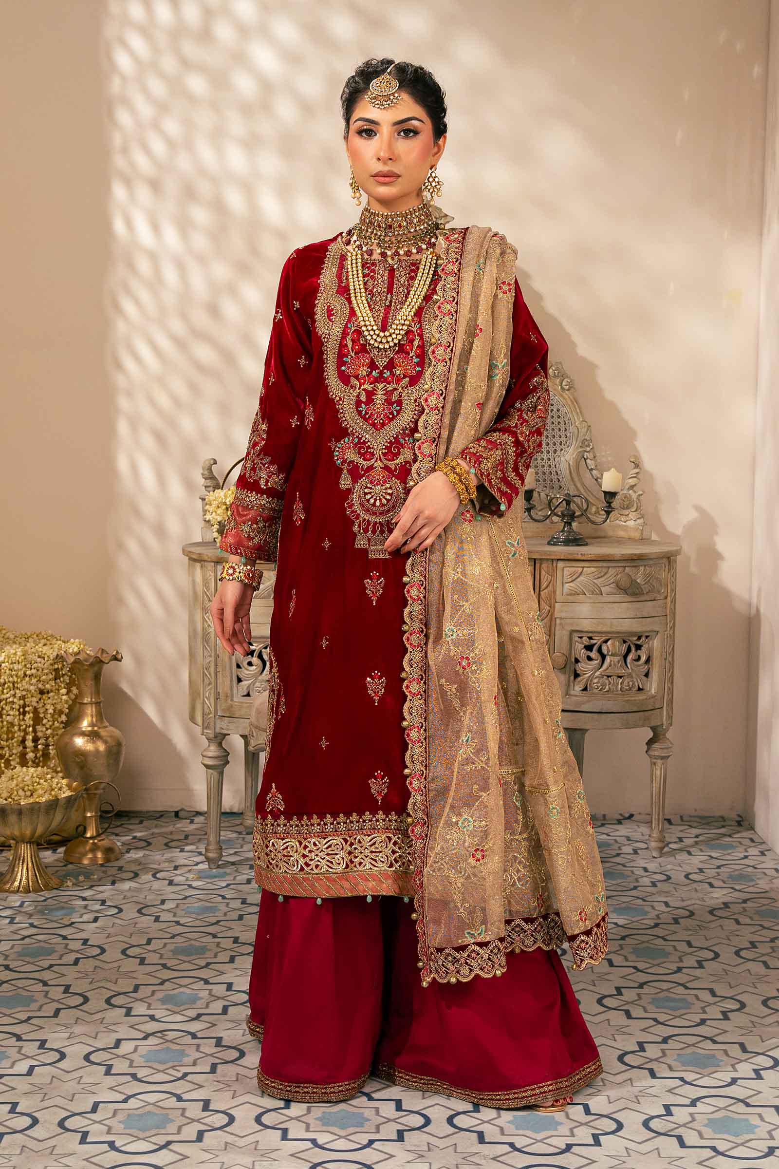 Maria.B – SF-29 (Crimson Opulence)
