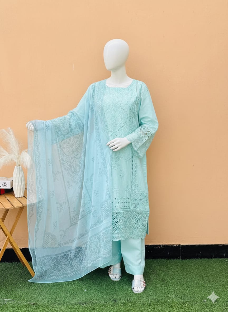 Stitched Luxury Lawn 3pc 6668