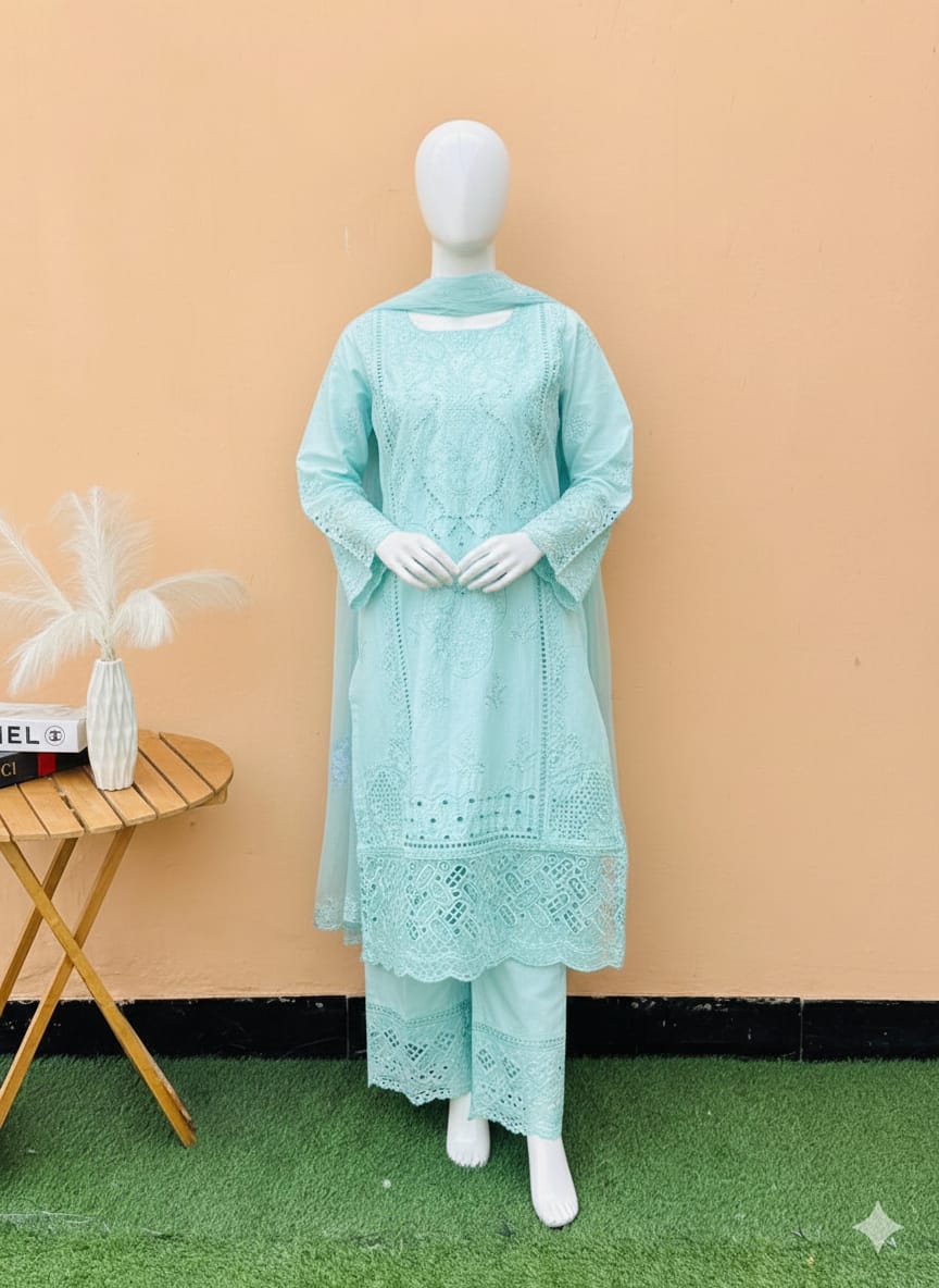 Stitched Luxury Lawn 3pc 6668