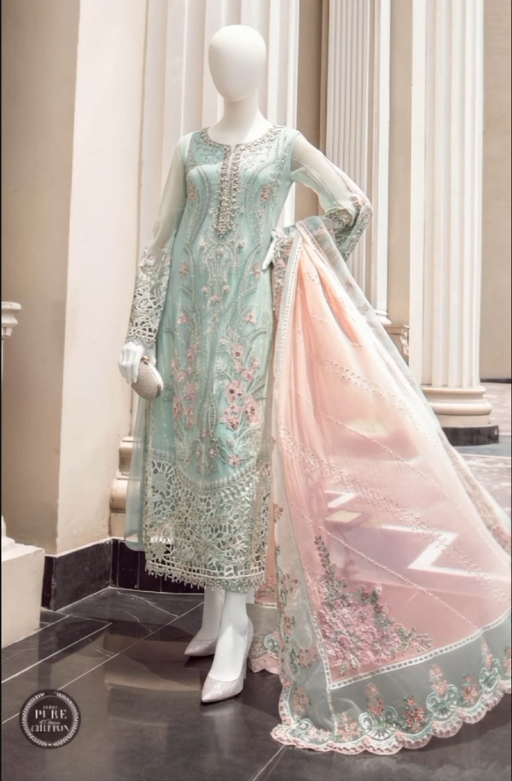 Maria.B – D4 (Champagne Gold Chiffon)