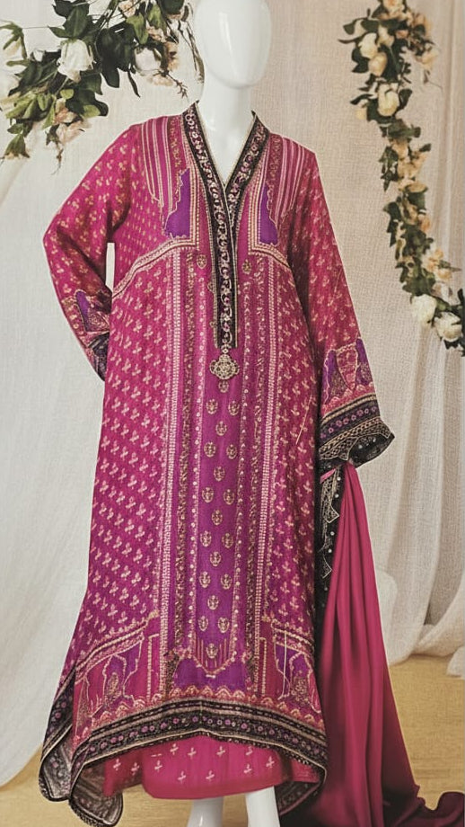 Digital Printed Khaddar 3 Piece Suit D5